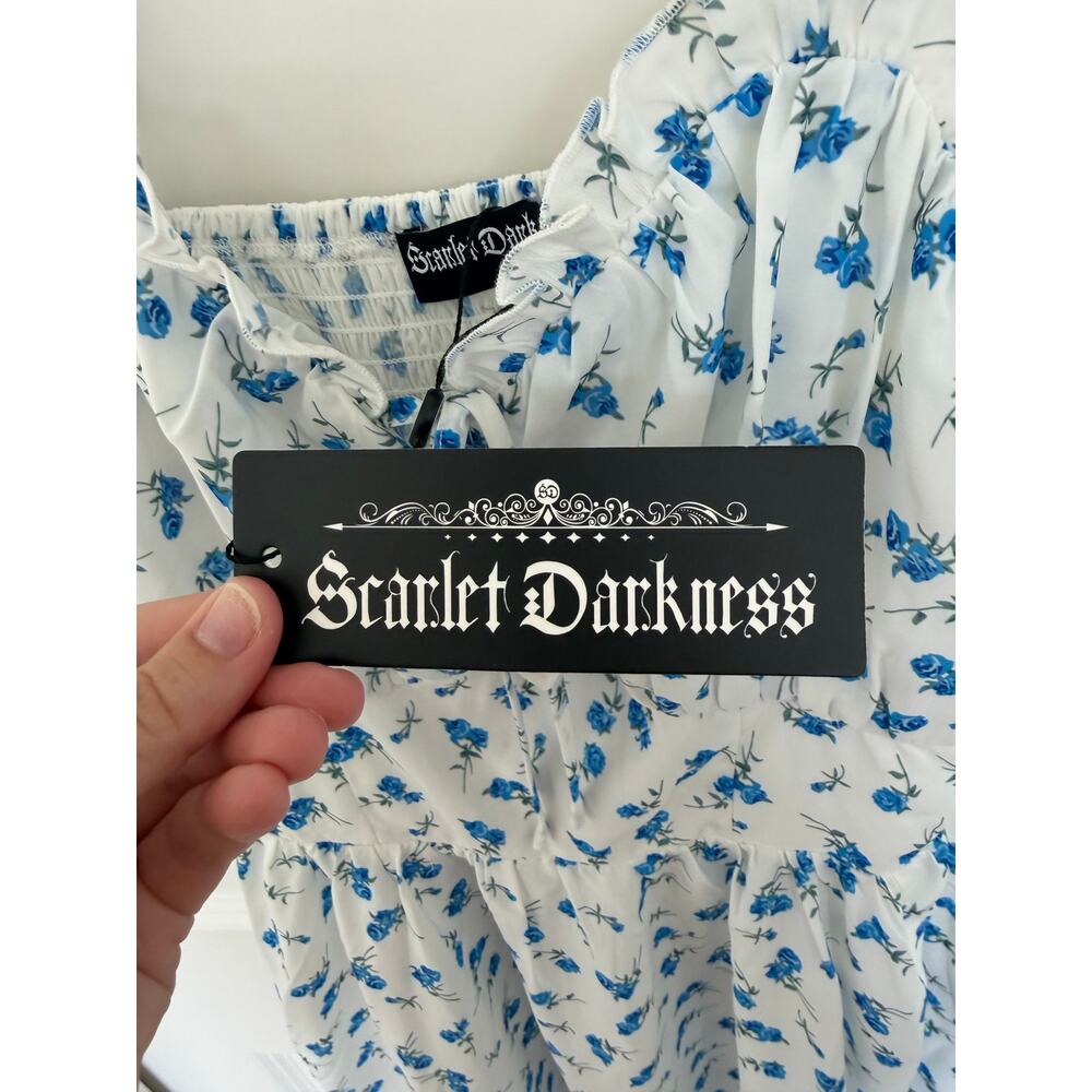 NWT Scarlett Darkness Hottest Milkmaid Summer Floral Dress White Blue Small - Picture 5 of 7